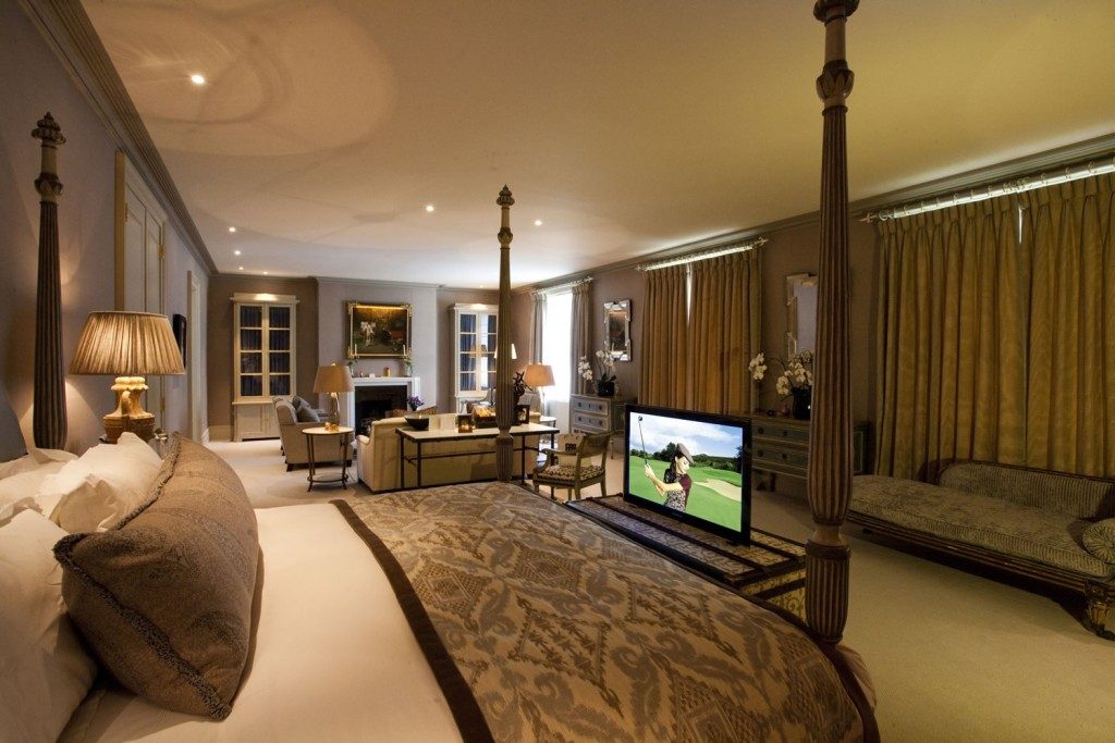 Smart Bedroom